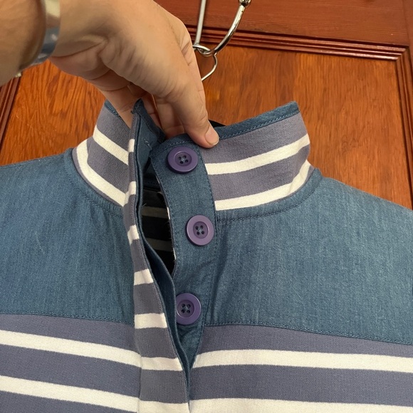 Crown & Ivy Blue and White Striped Top Size M BRAND NEW 100% Cotton - Picture 5 of 7